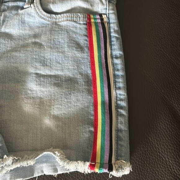 Abercrombie kids Denim Midi Short with Raw Hem and Rainbow Stripe Sz 13/14 - Picture 2 of 6